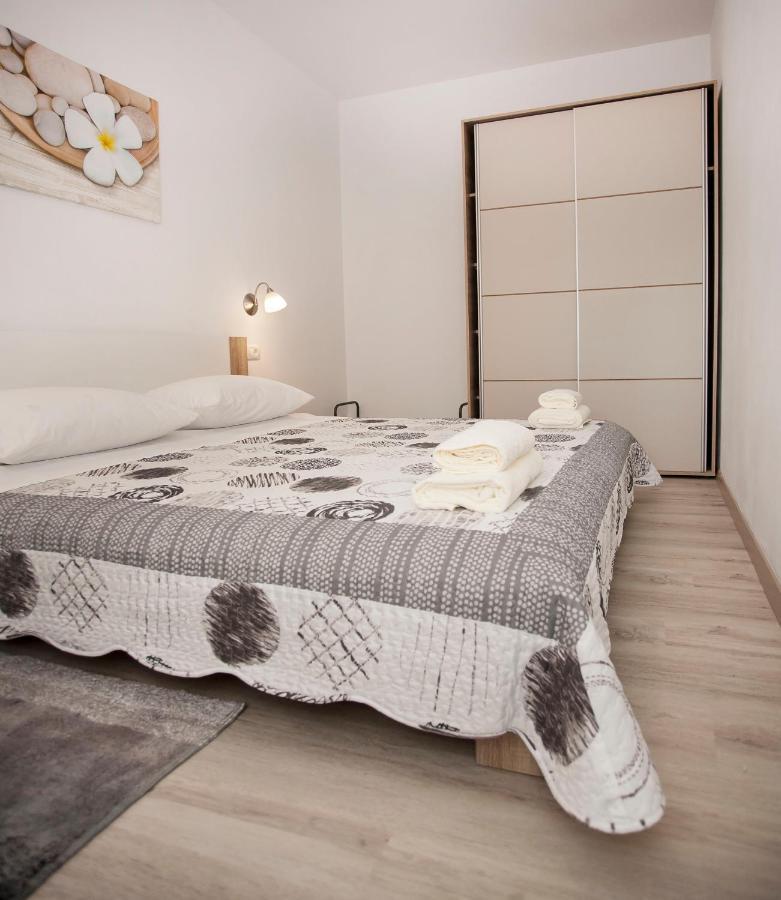 Apartmani Dragica Rovinj Exterior foto