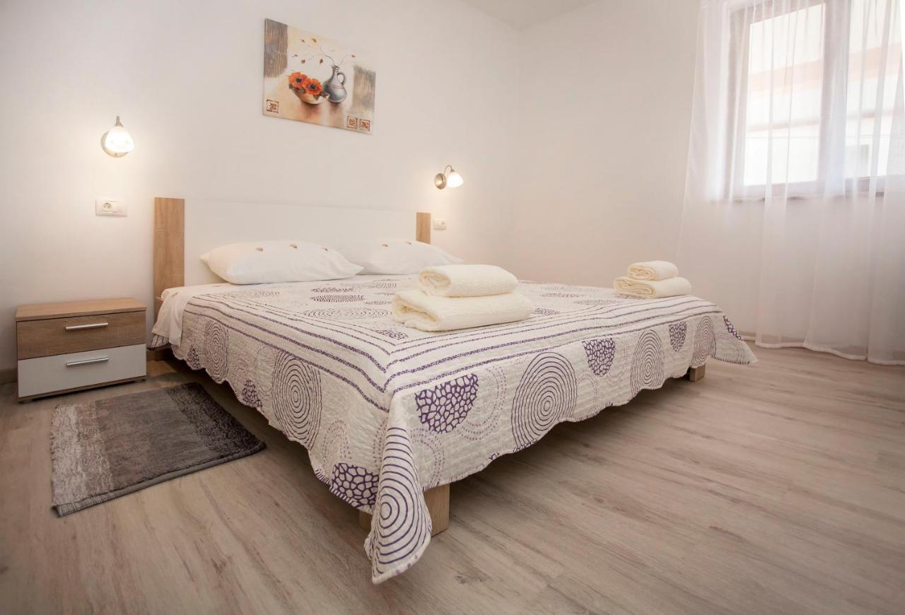 Apartmani Dragica Rovinj Exterior foto