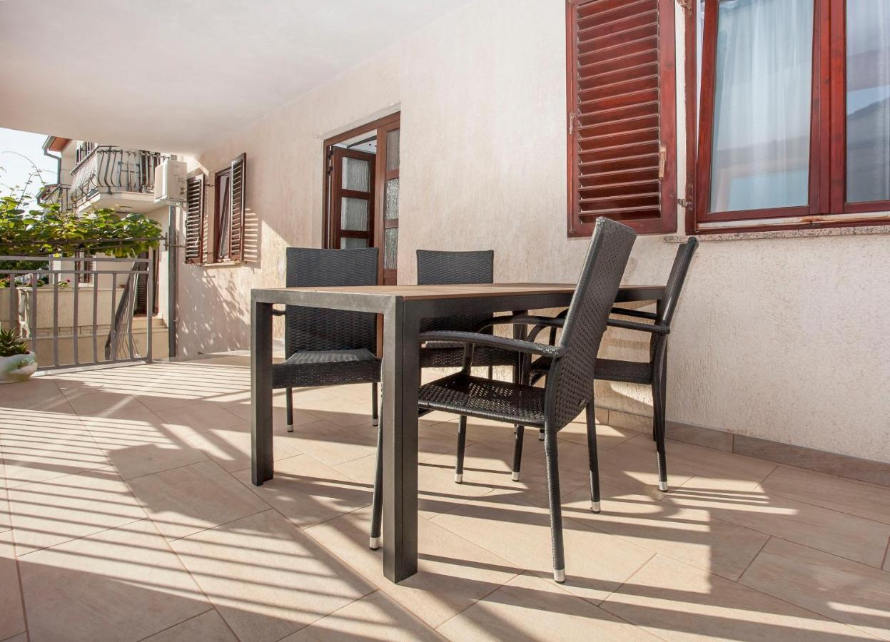 Apartmani Dragica Rovinj Exterior foto
